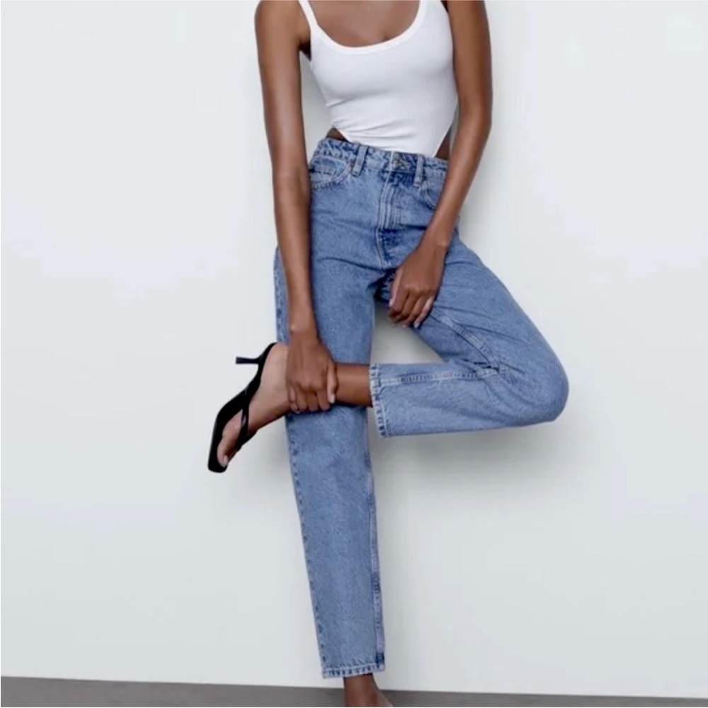 Zara The 90s Mom Fit Straight Leg Denim